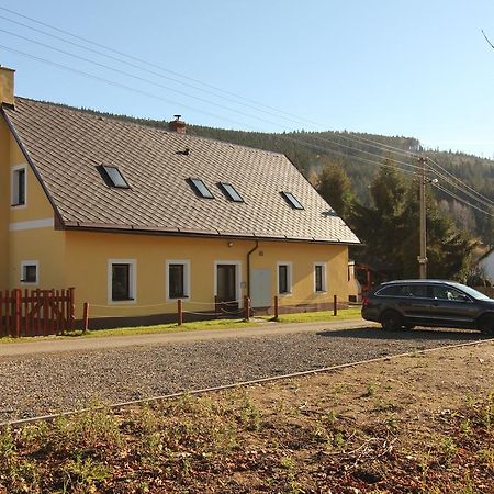 Apartment Остружна Номер фото